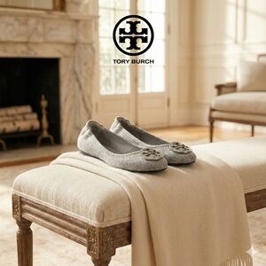 Tory Burch Reva Ballet Flats Wool Flannel Silver Logo Gray Size 7  Description
